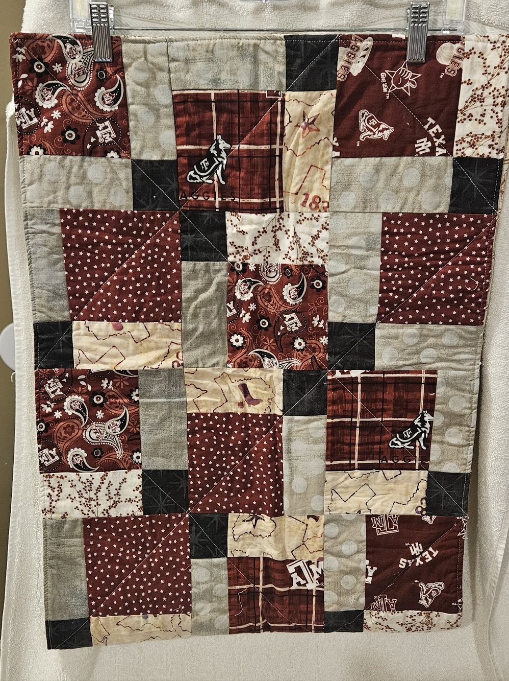 TEXAS A & M TABLE RUNNER